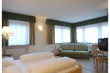 Италия Hotel San Cassiano, Екстериор